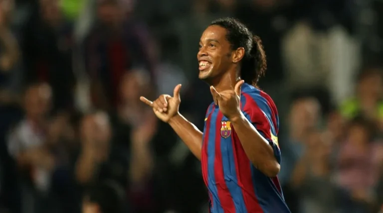 Роналдиньо: «Волшебник», который играл с улыбкой